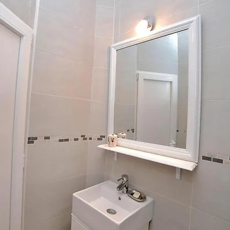 Apartment Central